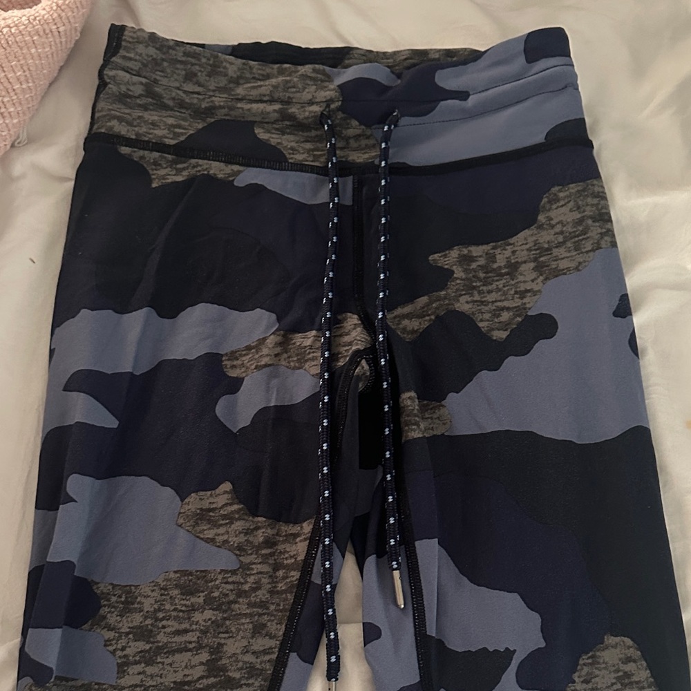 Aerie Camouflage Leggings - Navy, black, grey